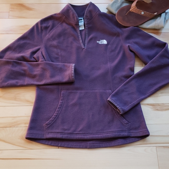 The North Face Tops - The North Face - sweater/pullover